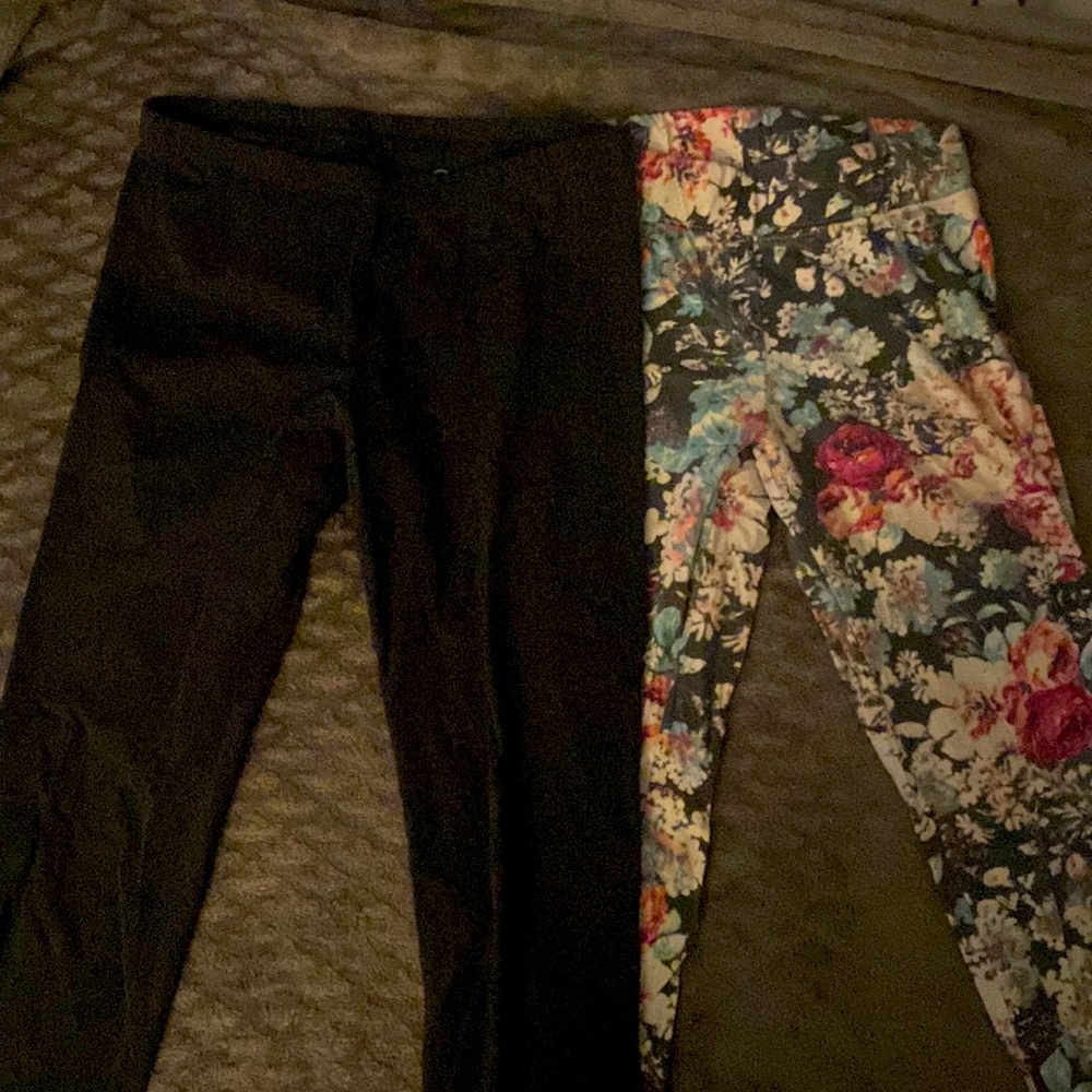 **2 Pairs of Cute & Comfy Leggings**